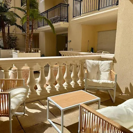 Apartment Sunny Palazzio T3 Old Port, Beaches, Congress Cannes